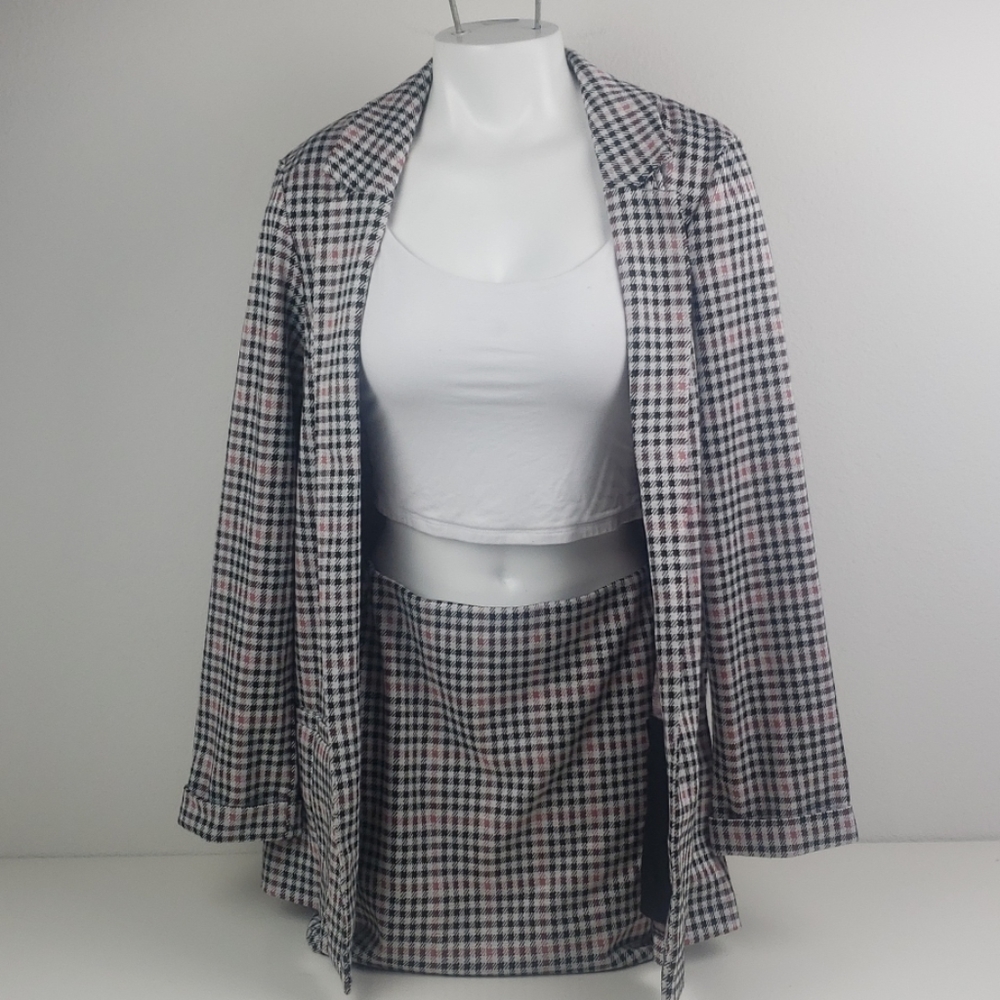 Divided plaid pattern skirt Jacket suit set size s